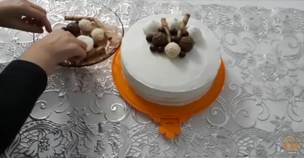 hazır kekle yaş pasta tarifi yesenebi com en İyi tarifler